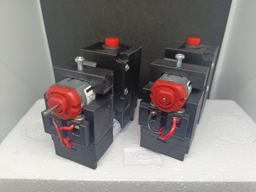 イグニッション・ダッシュLightを後ろから見る